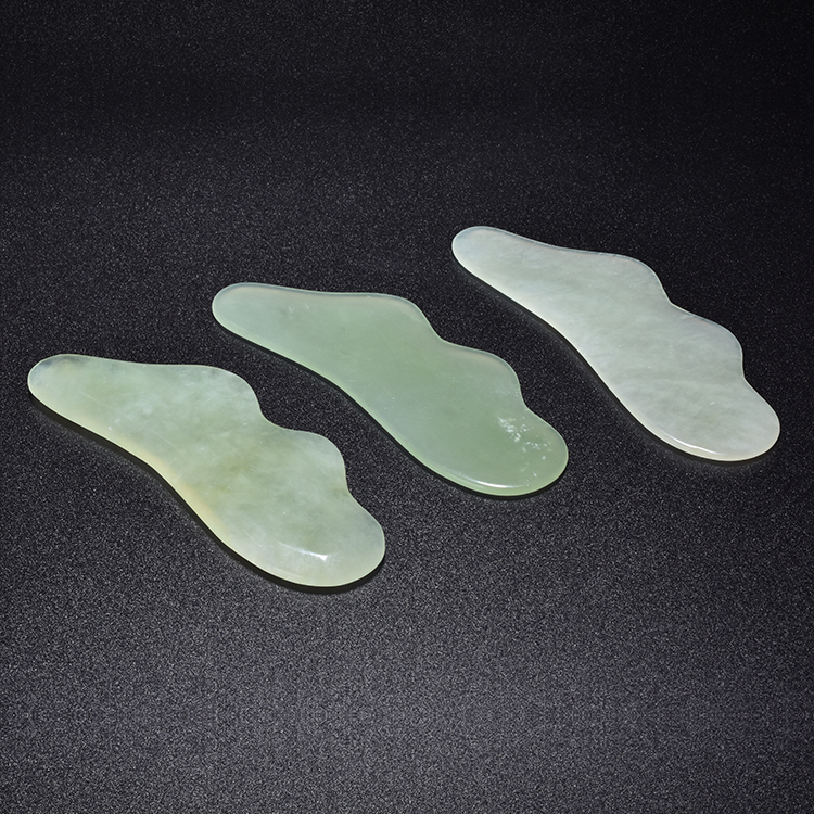 Custom xiuyan jade facial gua sha cloude shape - Image 3