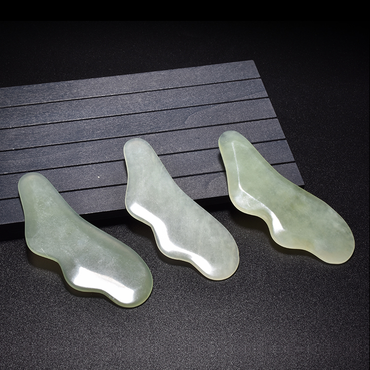 Custom xiuyan jade facial gua sha cloude shape - Image 4